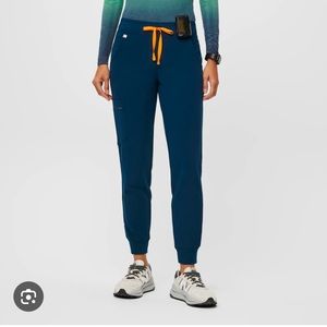 Figs Zamora Jogger in color deep reef size small & length petite